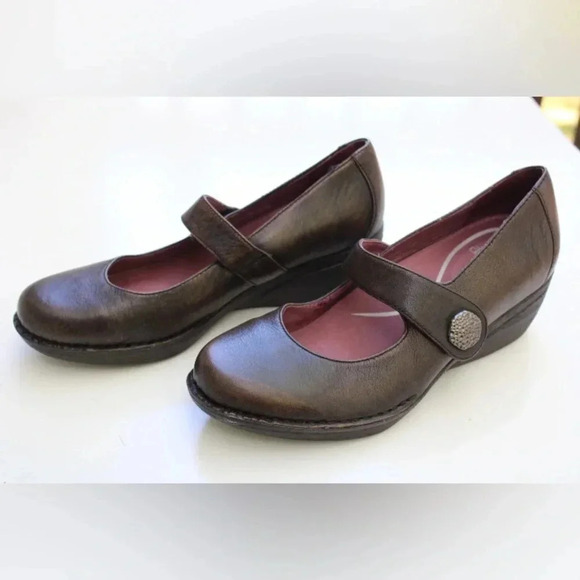 NWOT Dansko Mary Jane wedges - Picture 1 of 10